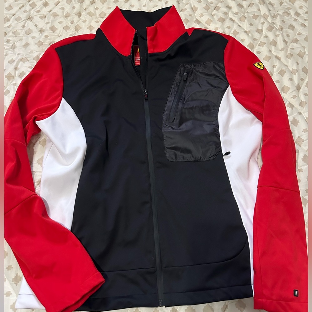 Mens new authentic Ferrari jacket size XL fit L